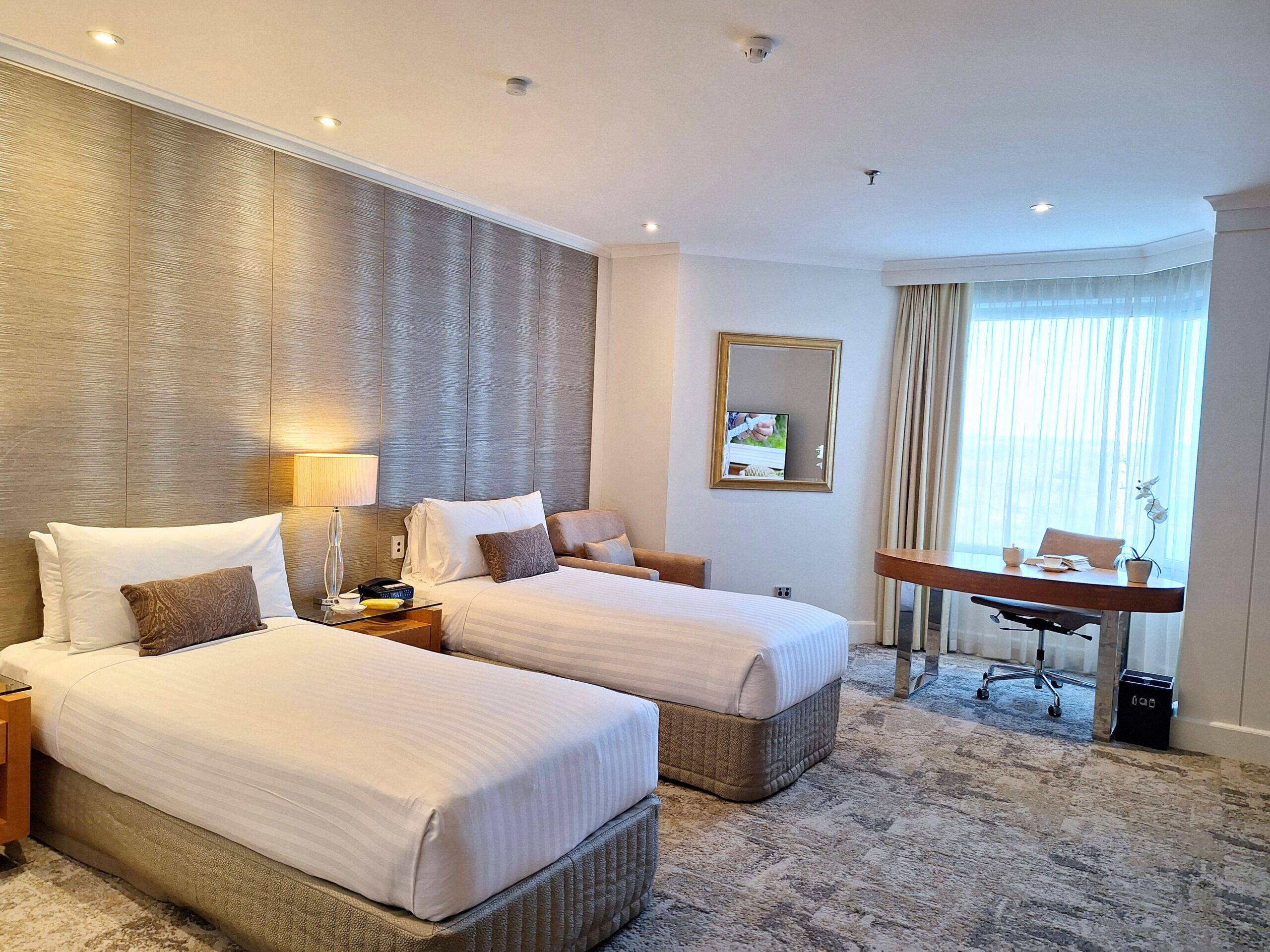 Twin bedroom